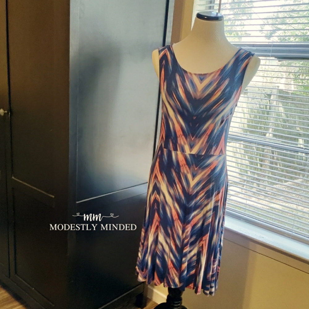 Colorful Sleeveless Layering Dress Size Medium